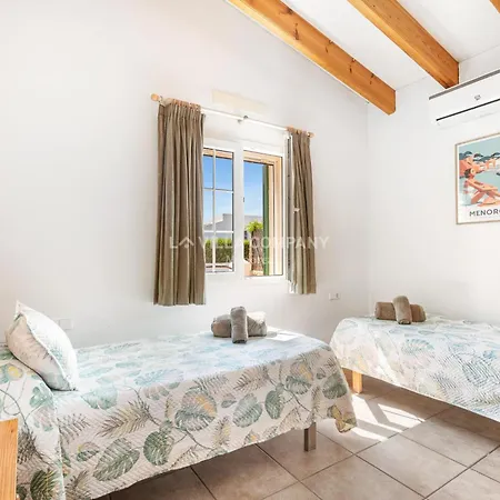 Isabel In Cala En Porter *