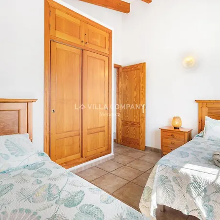 Villa Isabel In Cala En Porter Cala En Porter (Menorca)