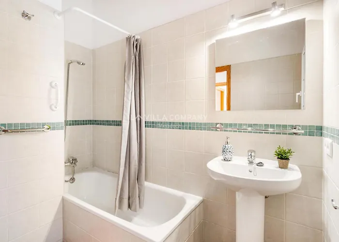 Villa Isabel In Cala En Porter *