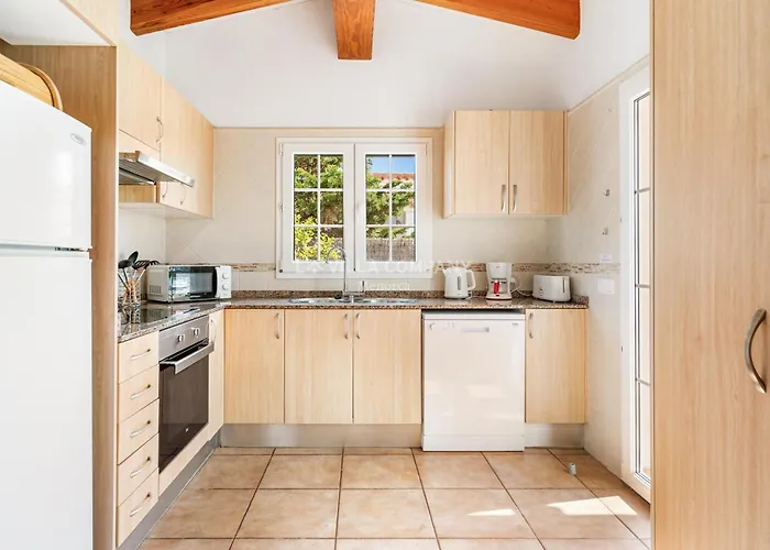 Isabel In Cala En Porter Villa *